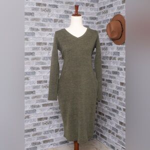 NWOT OLIVE SOLID POCKETED DRESS Boho Gypsy Bohemian Casual
